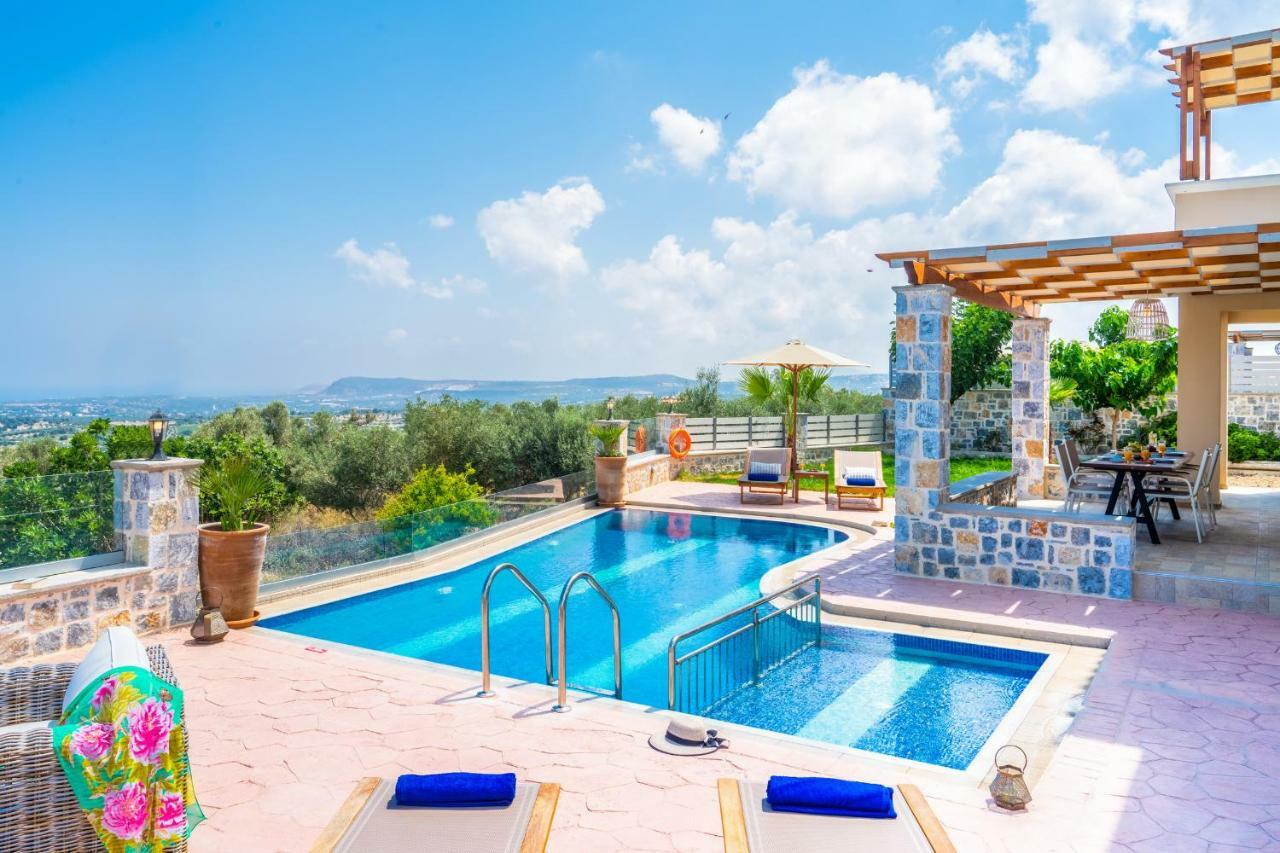 New Villa Kantifes 4 Families Or Couples With Private Pool & Bbq Kirianna Luaran gambar