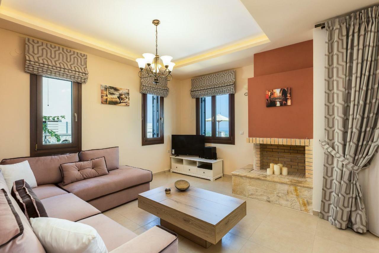 New Villa Kantifes 4 Families Or Couples With Private Pool & Bbq Kirianna Luaran gambar