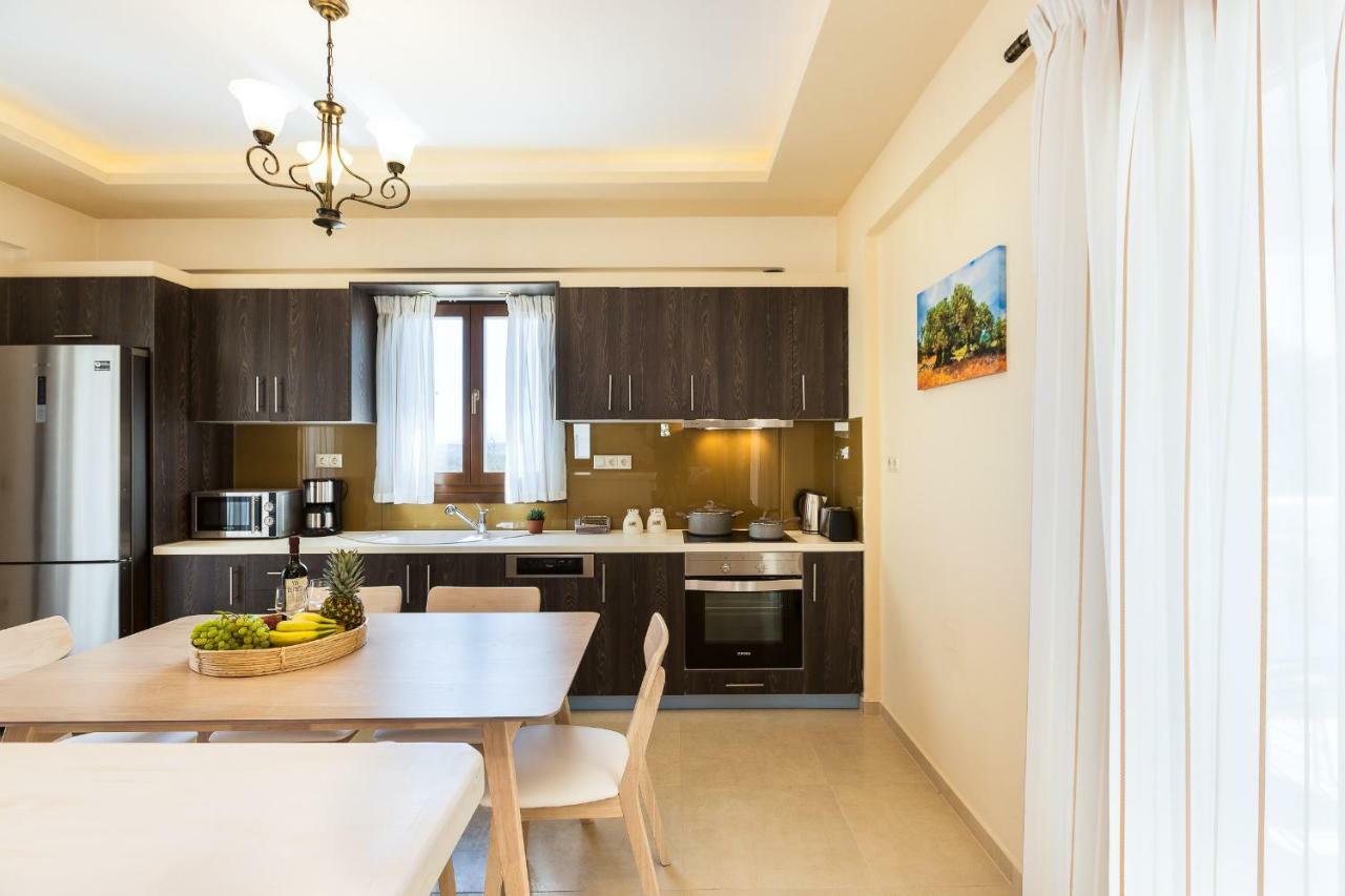 New Villa Kantifes 4 Families Or Couples With Private Pool & Bbq Kirianna Luaran gambar