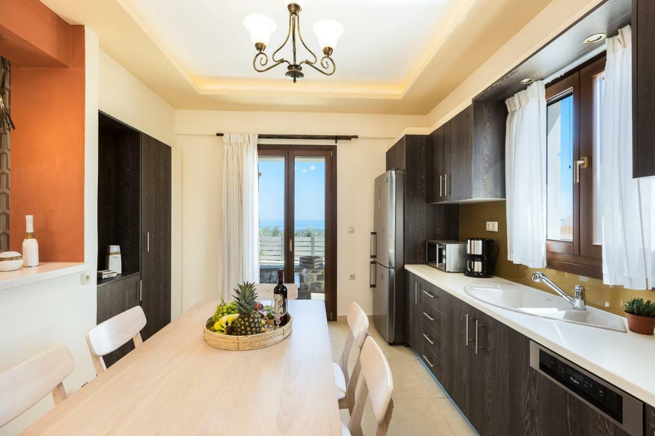 New Villa Kantifes 4 Families Or Couples With Private Pool & Bbq Kirianna Luaran gambar